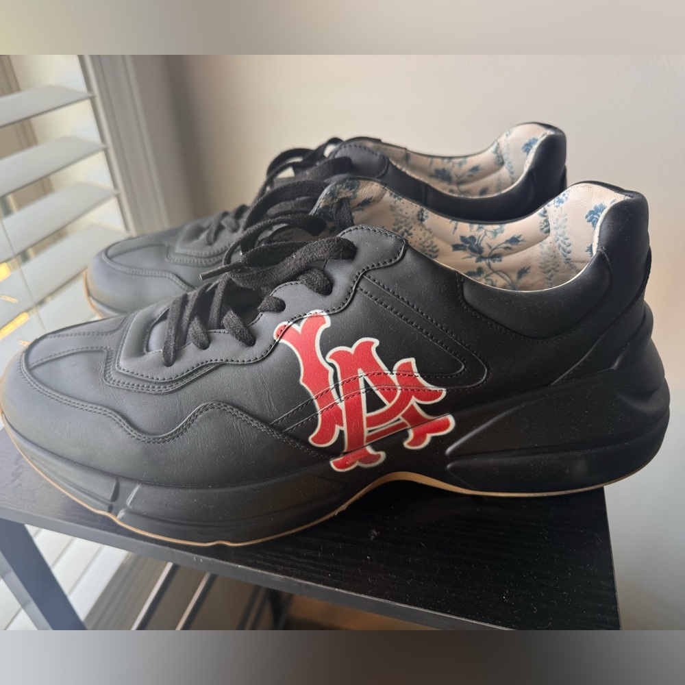 Gucci rython. Mint condition size 13